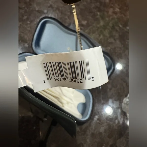 Gucci Gold Sunglasses - Picture 8 of 11